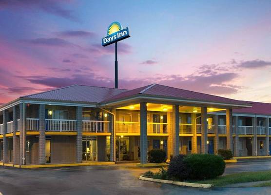Days Inn by Wyndham Richmond 1