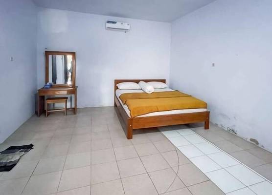 Guest House Surya Ayu Permai Buleleng Mitra RedDoorz 1