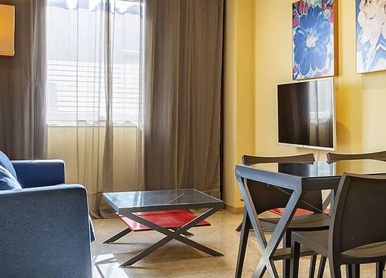 Apartamentos Vértice Sevilla Aljarafe 1