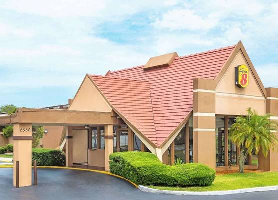 Super 8 by Wyndham St. Augustine 1