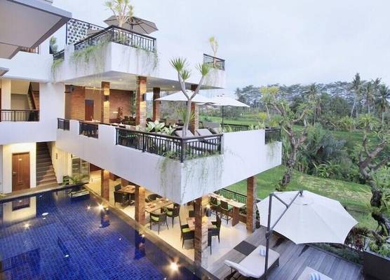 Puri Padma Hotel 1