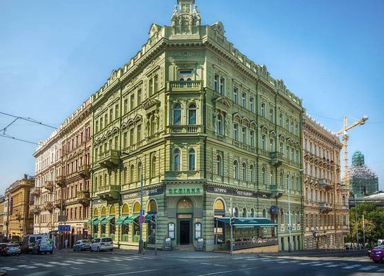 Deminka Palace 1