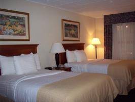 Ramada by Wyndham Uniontown 1