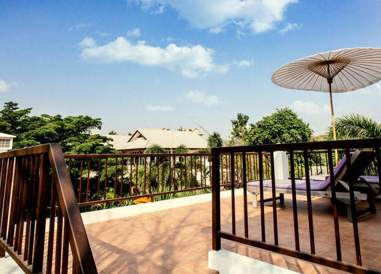 Laksasubha Hua Hin 1