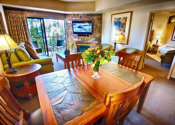 Ridge Pointe 1
