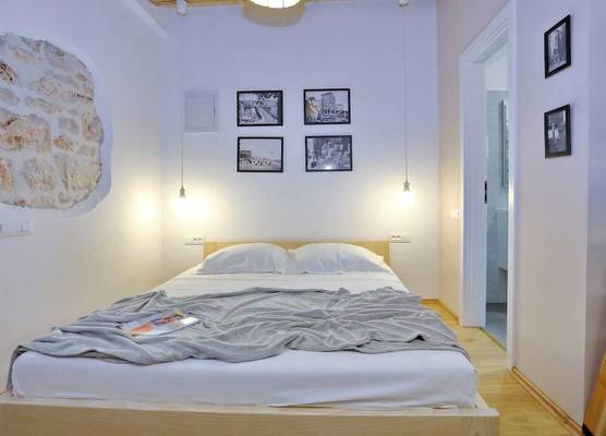 Guverna New City Accommodation 1