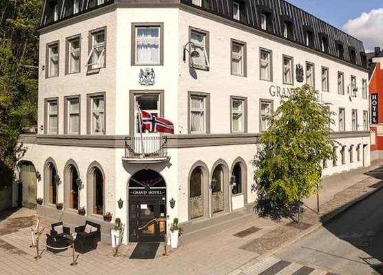 Grand Hotel Arendal - Unike Hoteller 1