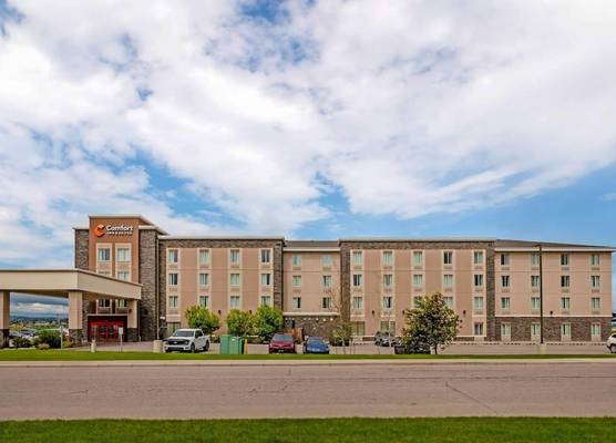 Comfort Inn & Suites Airport North 1