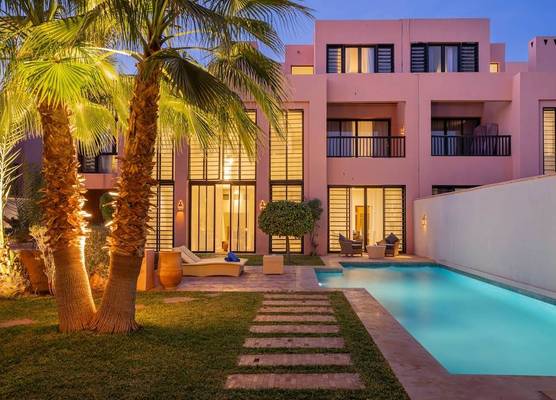 Al Maaden VillaHotel & Spa 1