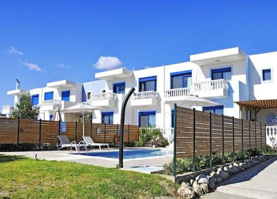 RITA MARE seafront villas heated Pools 1
