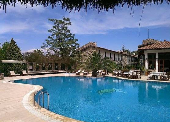 Aydos Hotels & Breeze Restaurant 1