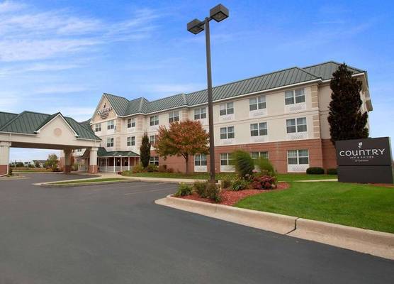 Country Inn & Suites by Radisson, Dundee, MI 1
