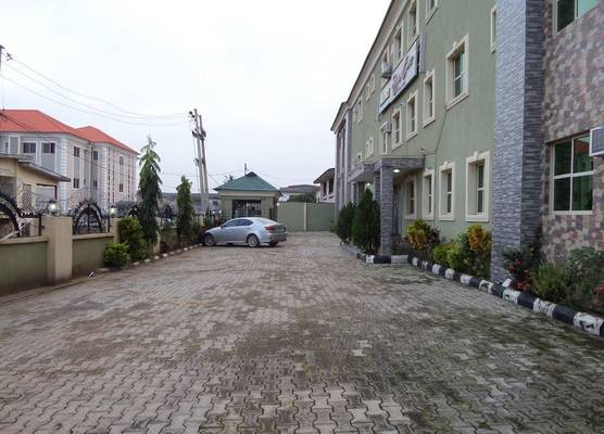 Akma Signature Hotel & Suites 1