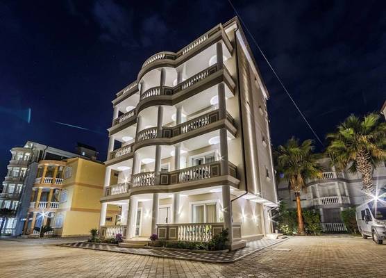 Sea La Vie Suites 1