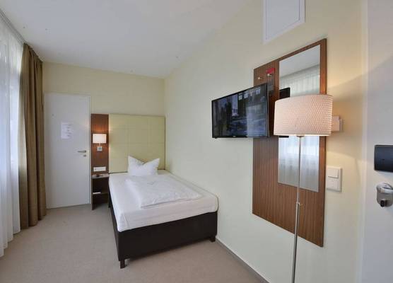 INVITE Hotel Fulda City Hauptbahnhof 1