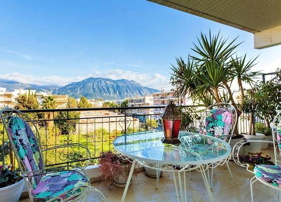 Bright comfy flat near the beach & the city center 1