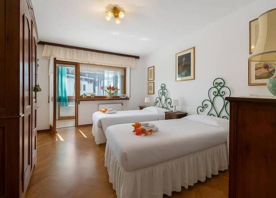 Appartamento Aricami With Balcony & Mountain View 1