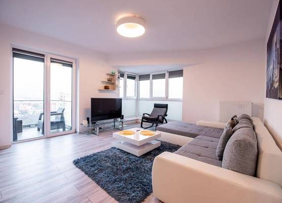 Luxury Westpark 2 Residence Lake View W4 1
