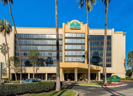 La Quinta by Wyndham Buena Park 1