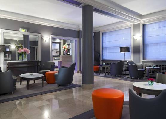 Timhotel Opéra Blanche Fontaine 1