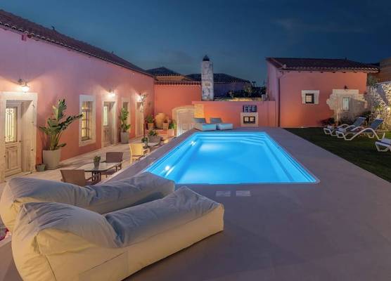 Arhontiko Arhanes Suites 1