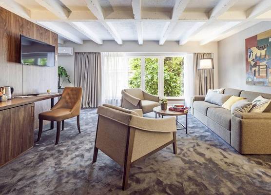 Nomad Luxury Suites 1