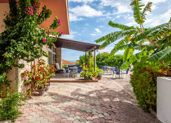 Skentos Hotel 1