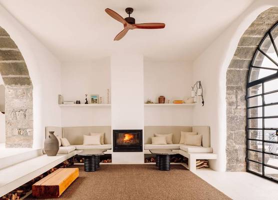 White Exclusive Suites & Villas 1