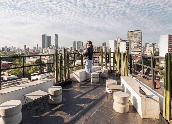 Kukun Insurgentes Roma 1