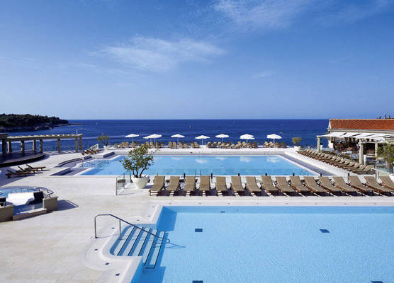 Arena Verudela Beach Resort & Verudela Villas 1