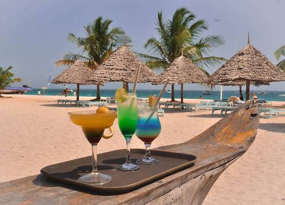 Sunset Kendwa Beach Hotel 1