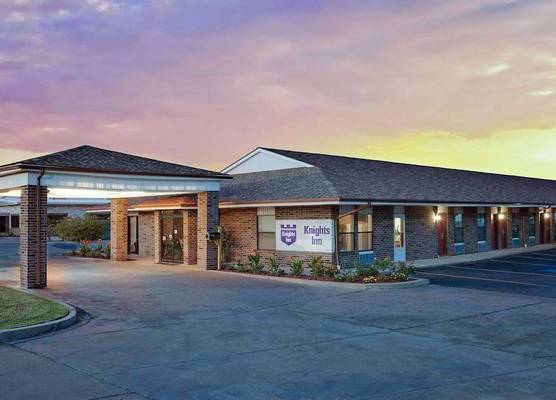 Knights Inn Muskogee 1