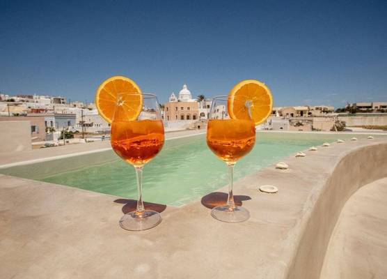Utopia Suites Santorini 1