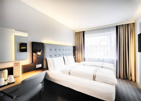Premier Inn Berlin City Süd 1