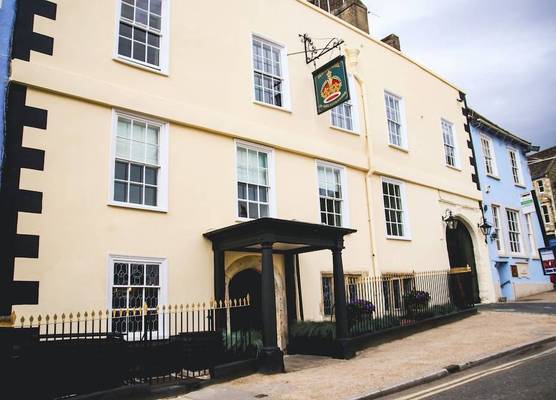 The Old Crown Coaching Inn 1