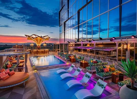 Moxy Downtown Los Angeles 1