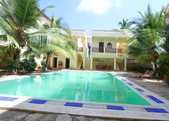 Jannataan Hotel 1