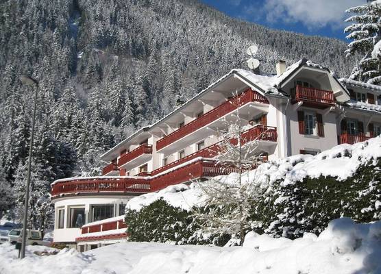 Chalet Hôtel La Sapinière 1