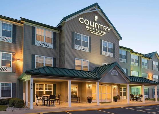 Country Inn & Suites by Radisson, Ankeny - Des Moines 1
