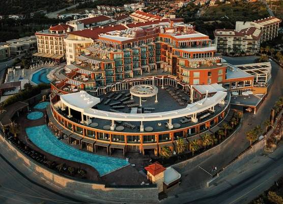Qlusive Hotel 1