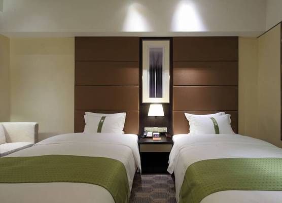 Holiday Inn Nantong Oasis Centre by IHG 1