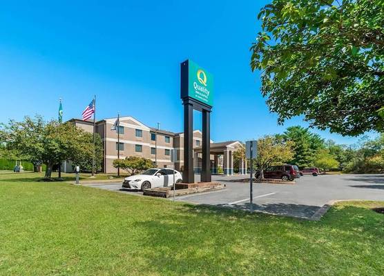 Quality Inn & Suites Shepherdstown 1
