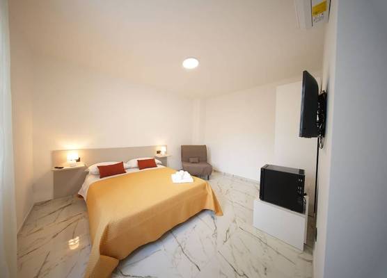 Donna Isabella - Boutique Rooms 1