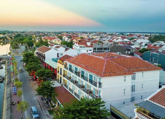 Lantana Boutique Hoi An Hotel 1