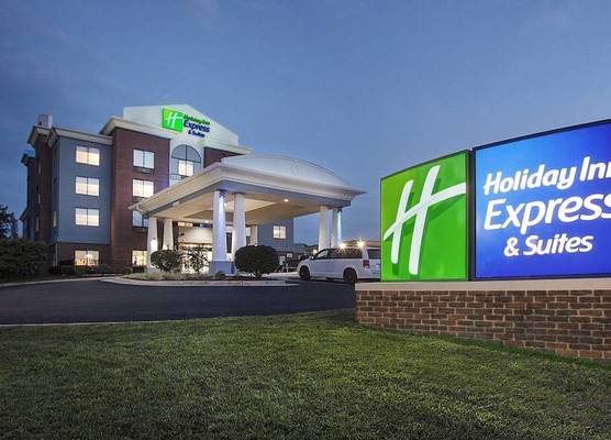 Holiday Inn Express & Suites CULPEPER by IHG 1