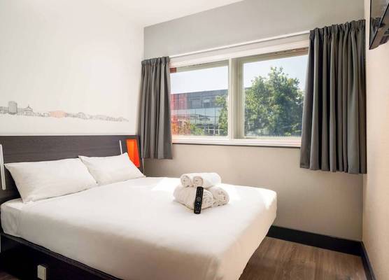 easyHotel Milton Keynes 1