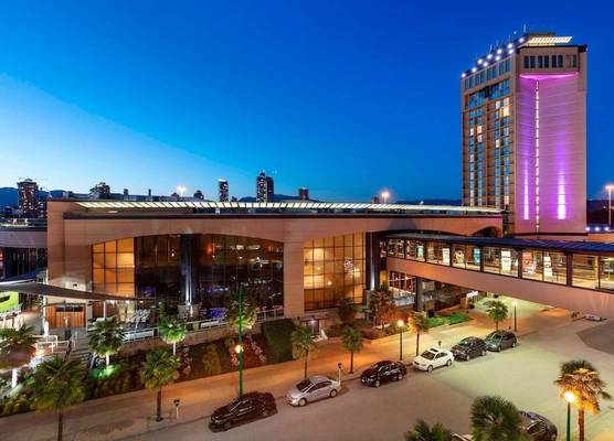 Delta Hotels by Marriott Burnaby Conference Centre 1