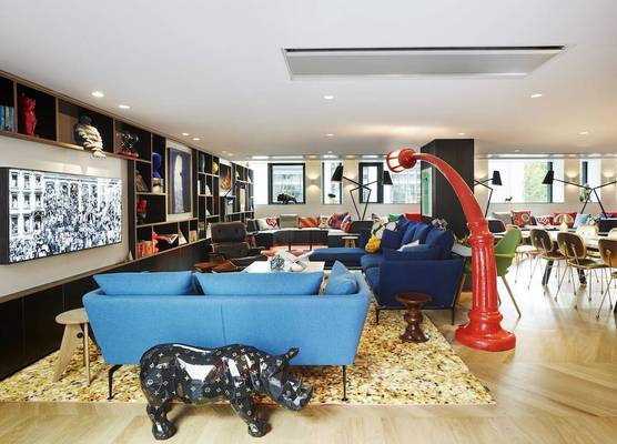 citizenM Paris Champs-Élysées 1