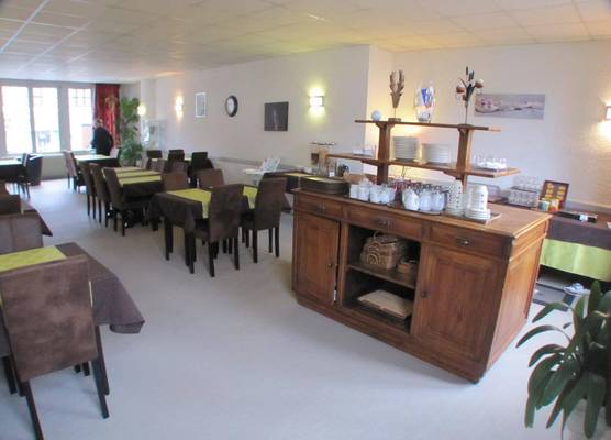 Logis Hotel Le Cerf 1