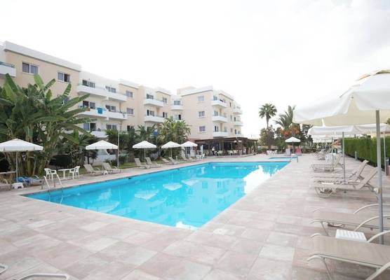 DebbieXenia Hotel Apartments 1